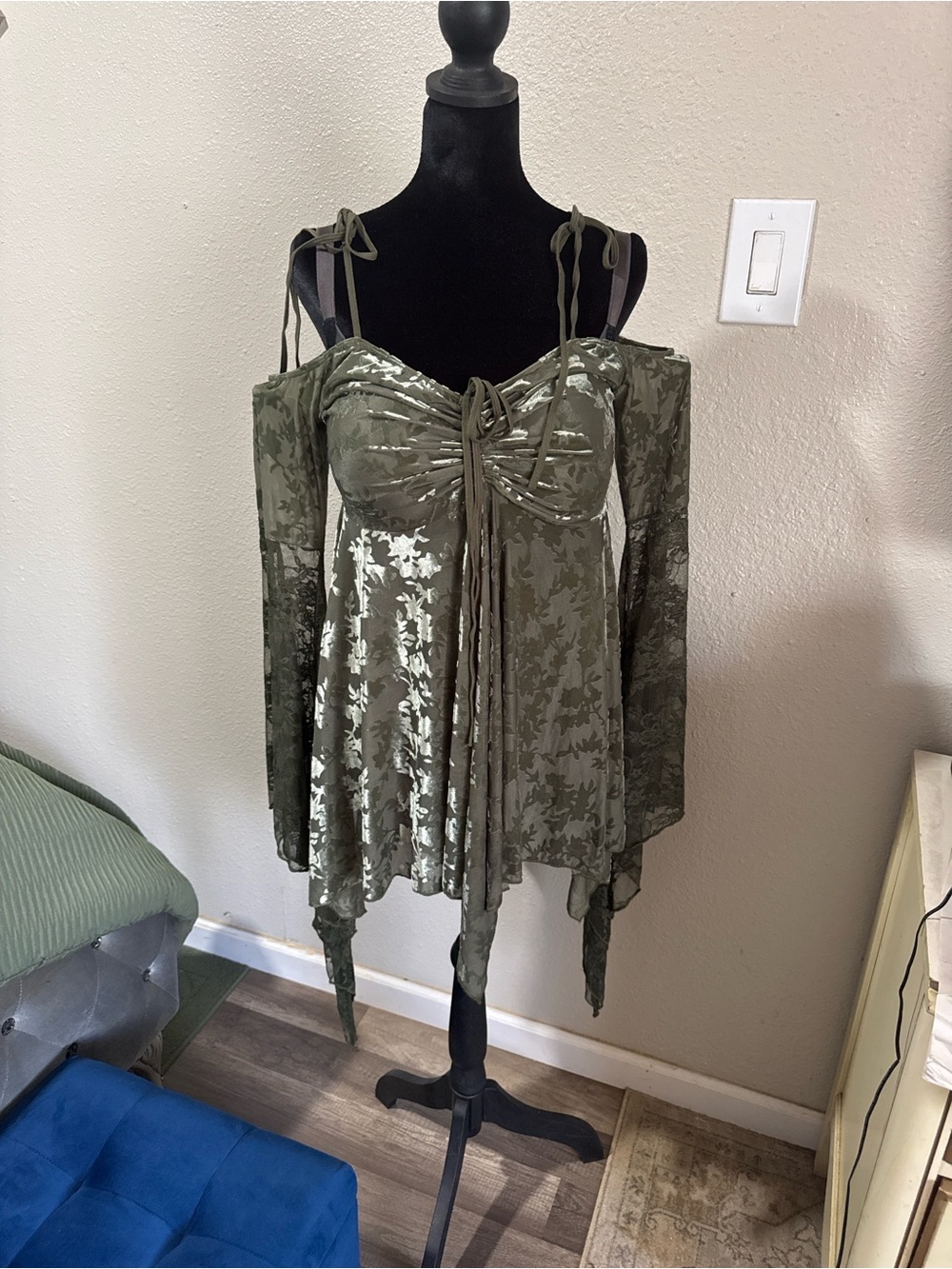 Current Mood Olive Green Velvet Cold-Shoulder Tie-Front Dress